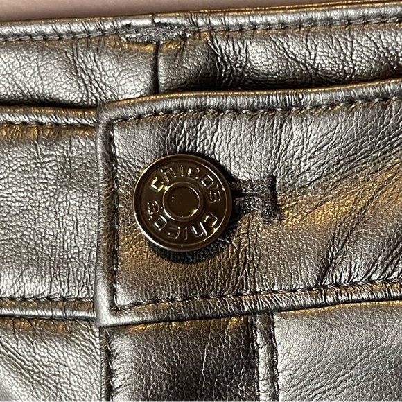 NWT Chicos Black Faux Leather Pants - Size 0R - Picture 5 of 13